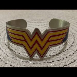 Vintage Wonder Woman Metal Bracelet